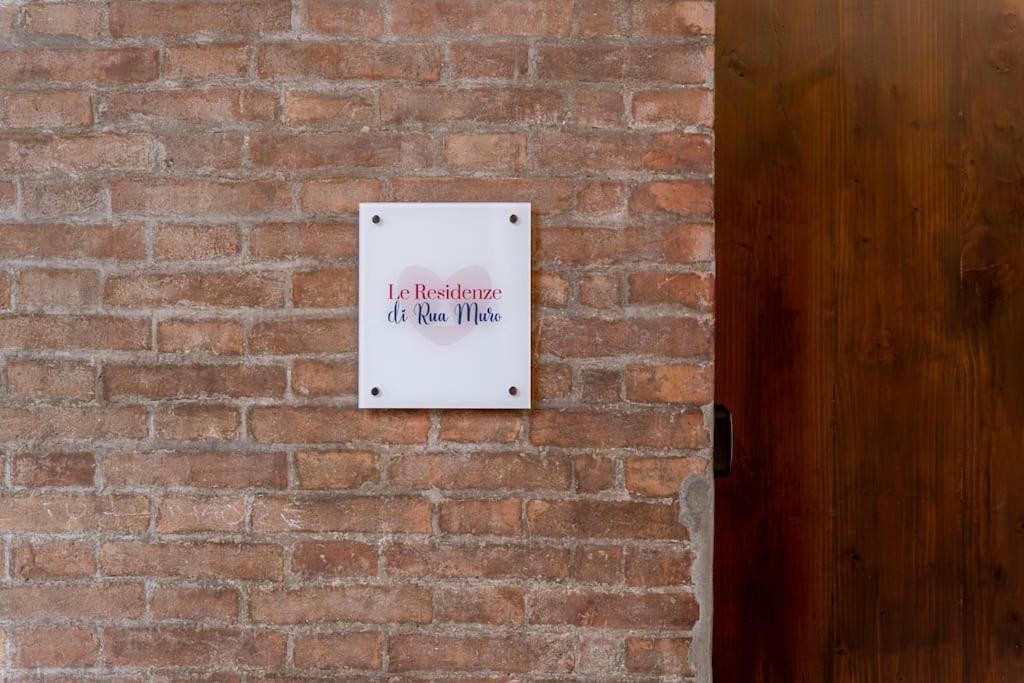 Free Parking - Meraviglioso Appartamento A Modena Eksteriør billede